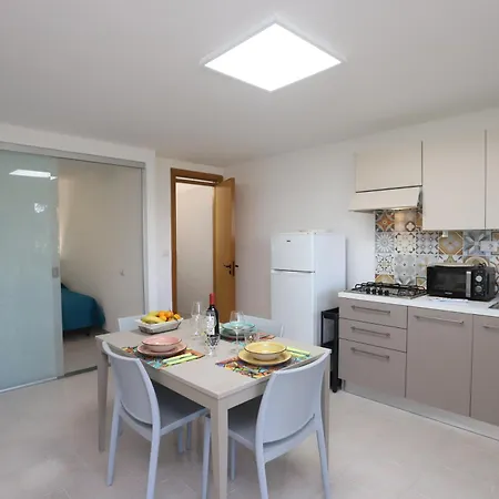 Hibiscus Apartment